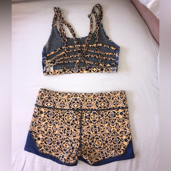 Maaji Reversible Sports Bra - Picture 3 of 5